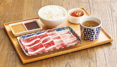 Wカルビ定食