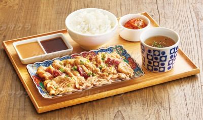 ホルモン定食